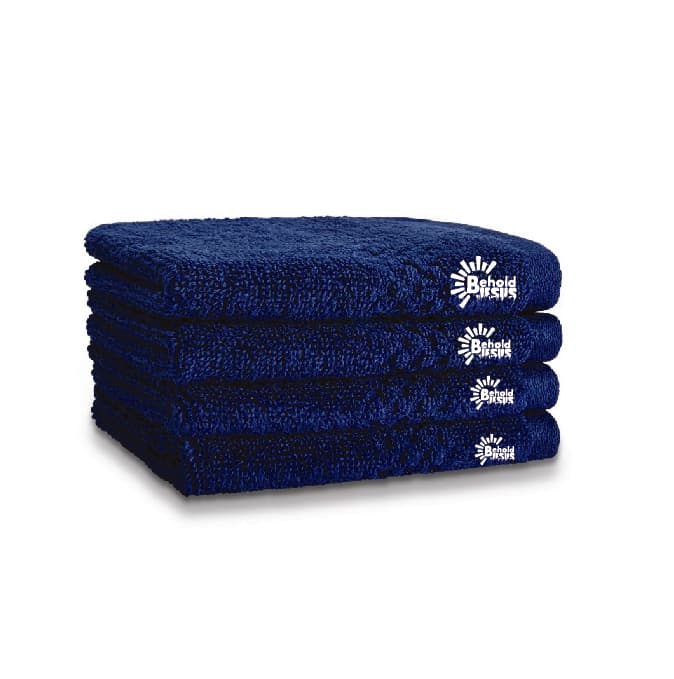 Cotton bath towel with embroidered monogram